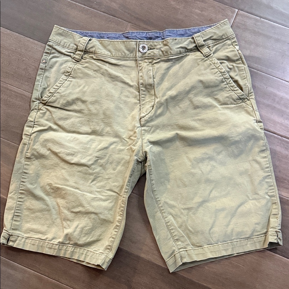 Toad & Co (previously Horny Toad) Khaki Green Flat Front Shorts SZ 34